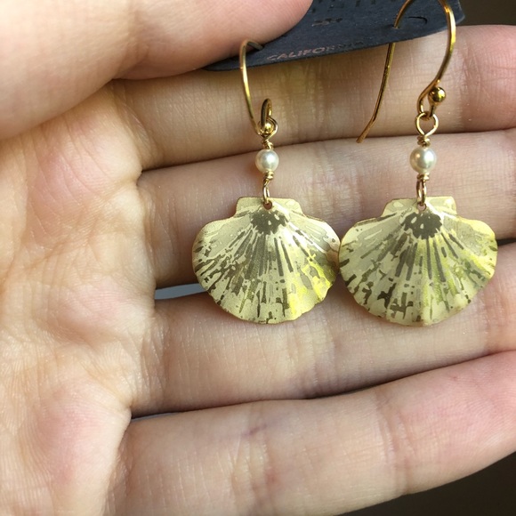Gold Dangly Earrings - Picture 2 of 3